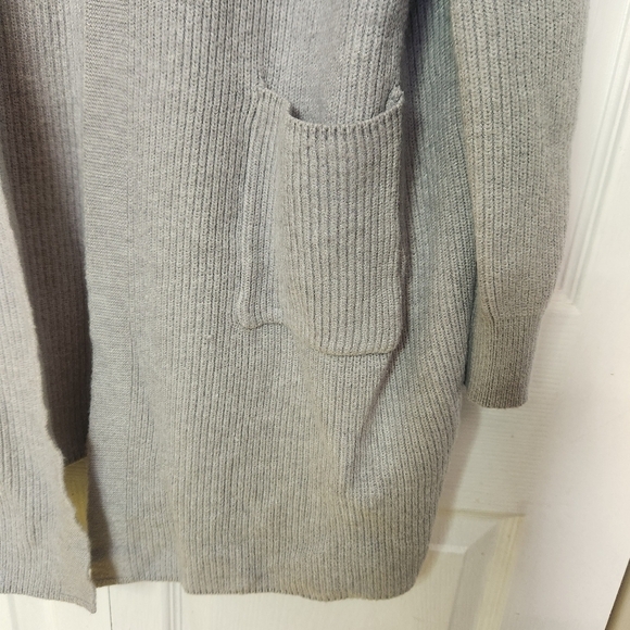 Ricki's Plus  Size Grey Knit Cardigan Size 2x/3x - Picture 3 of 9